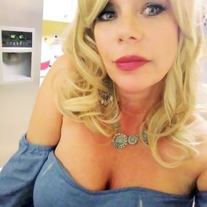 Meet your Posher, Cheri